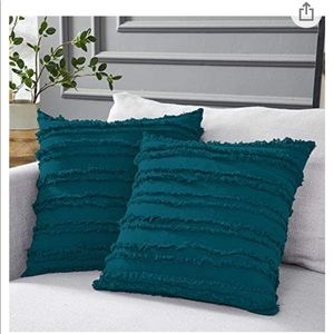 Brand new 20 x 20 teal cotton zipper pillow covers